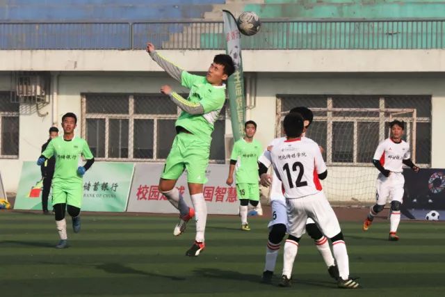 中国男篮113:79大胜喀麦隆，但很多球迷没有看到比赛，因为比赛是收费转播